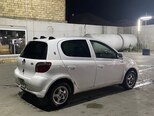 Toyota Vitz-4