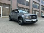 Hyundai Venue-1