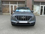 Hyundai Venue-8