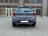 Hyundai Venue-11