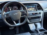 Hyundai Sonata-16