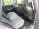 Toyota RAV4-15