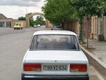 LADA (VAZ) 2107-21