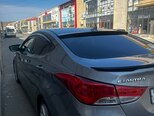 Hyundai Elantra-4