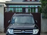 Mitsubishi Pajero-1