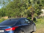 Hyundai Elantra-5