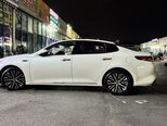 Kia K5-12