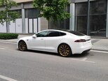 Tesla Model S-4