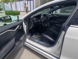Tesla Model S-19