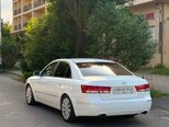 Hyundai Sonata-2