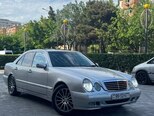 Mercedes E 240-3