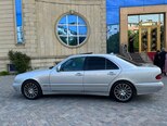 Mercedes E 240-6