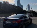 Hyundai Elantra-8