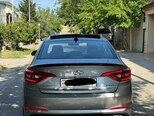 Hyundai Sonata-5