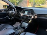 Hyundai Sonata-16