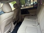 Toyota Land Cruiser-7