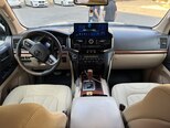 Toyota Land Cruiser-6