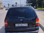 Opel Zafira-5