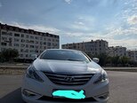 Hyundai Sonata-1