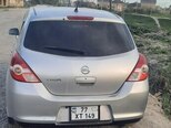 Nissan Tiida-5