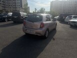 Nissan March-4