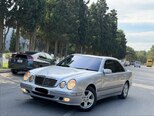 Mercedes E 320-1