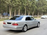 Mercedes E 320-5