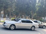 Mercedes E 320-6