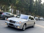 Mercedes E 320-8