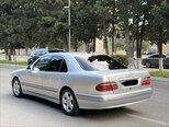 Mercedes E 320-4