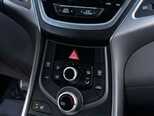 Hyundai Elantra-3