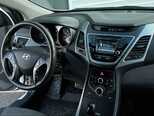 Hyundai Elantra-2