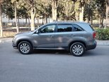 Kia Sorento-13