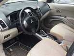Mitsubishi Outlander-8