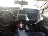 Toyota Prius-5