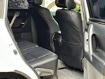 Toyota Land Cruiser Prado-12