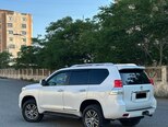 Toyota Land Cruiser Prado-5