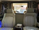 Volkswagen Multivan-8