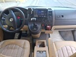 Volkswagen Multivan-5
