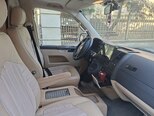 Volkswagen Multivan-15