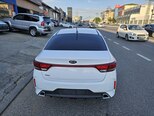 Kia Rio-17
