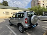 Chevrolet Niva-4