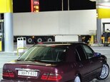 Mercedes E 320-6