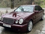 Mercedes E 320-4