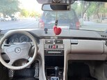 Mercedes E 320-3