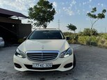 Mercedes E 220-17
