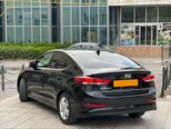 Hyundai Elantra-9
