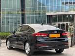 Hyundai Elantra-7