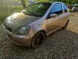 Toyota Vitz-7
