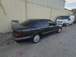 Mercedes E 240-5